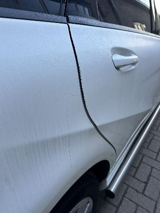 Mercedes B-klasse 220 d Ambition picture 31