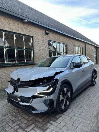 Coche accidentado Renault Mégane E-Tech EV60 Optimum charge Evolution 2023/2