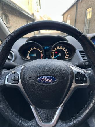 Ford Fiesta 1.0 style picture 10