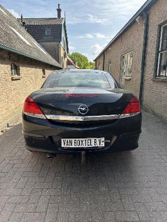 Opel Astra Opel Astra TwinTop 1.8 Cosmo picture 4