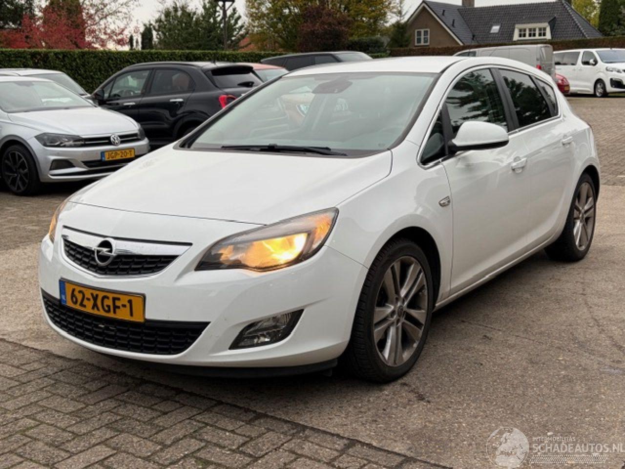 Opel Astra 1.4 TURBO EDITION ( inruil verkregen )