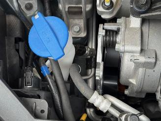 Kia Niro 1.6 GDI PHEV HYBRIDE 171 PK ! ( SCHROEFSCHADE ) picture 11