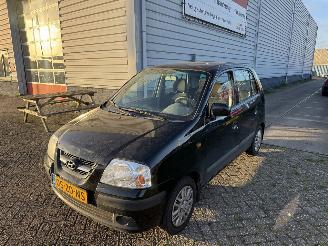 Unfallwagen Hyundai Atos 1.1 Active Young 2008/1