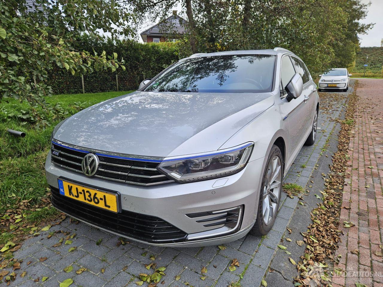 Volkswagen Passat 1.4 TSI GTE Highline PANO STOELV. VIRTUAL