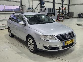 Volkswagen Passat 2.0 TDI Highline Blue TDI picture 4