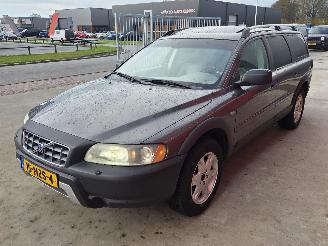 Schadeauto Volvo Xc-70 2.4D 2005/7