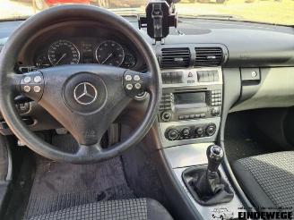 Mercedes C-klasse C Sportcoupe (C203), Hatchback, 2000 / 2008 1.8 C-180K 16V picture 6