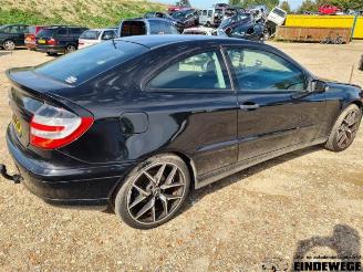 Mercedes C-klasse C Sportcoupe (C203), Hatchback, 2000 / 2008 1.8 C-180K 16V picture 3