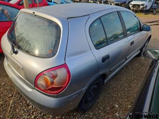 Nissan Almera Almera (N16), Hatchback, 2000 / 2006 1.5 16V picture 3