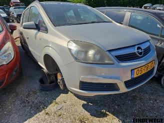 Salvage car Opel Zafira Zafira (M75), MPV, 2005 / 2015 1.6 16V 2006/6
