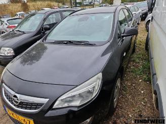 Uttjänta bilar auto Opel Astra Astra J Sports Tourer (PD8/PE8/PF8), Combi, 2010 / 2015 1.4 16V ecoFLEX 2011/2