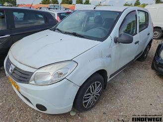Salvage car Dacia Sandero Sandero I (BS), Hatchback, 2008 / 2013 1.2 16V 2009/8