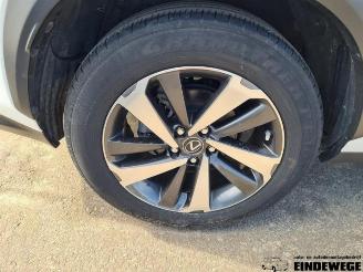 Lexus NX NX I (Z1), SUV, 2014 300h 2.5 16V 4x4 picture 28