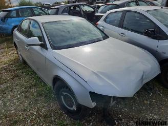 Vrakbiler auto Audi A4 A4 (B8), Sedan, 2007 / 2015 2.0 TDI 16V 2010/1