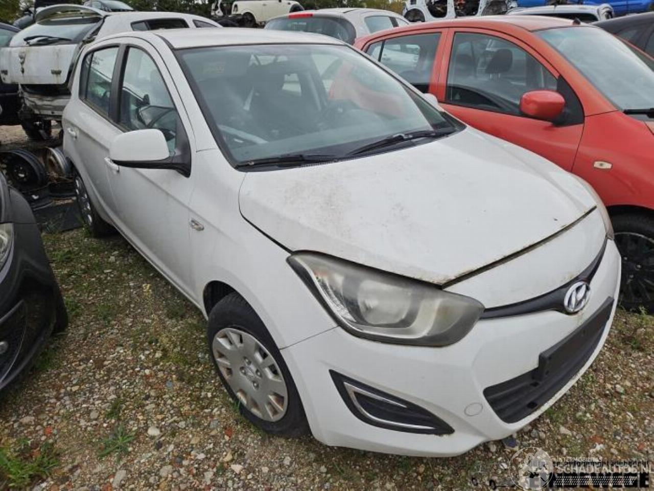 Hyundai I-20 i20, Hatchback, 2008 / 2015 1.1 CRDi VGT 12V