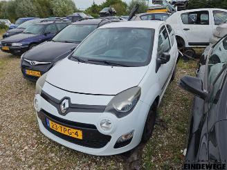 Uttjänta bilar auto Renault Twingo Twingo II (CN), Hatchback 3-drs, 2007 / 2014 1.2 16V 2012/3