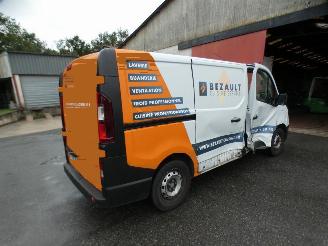 Renault Trafic TRAFIC 3 COURT PHASE 1 - 1.6 DCI - 16V TURBO picture 4