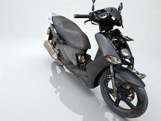 damaged scooters Kymco  125 AGILITY 2010/7