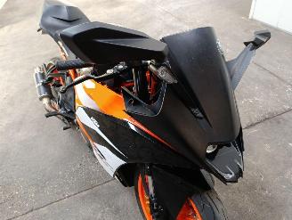 KTM  RC 390 picture 3