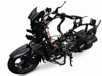 damaged scooters Yamaha  XMAX 2016/6