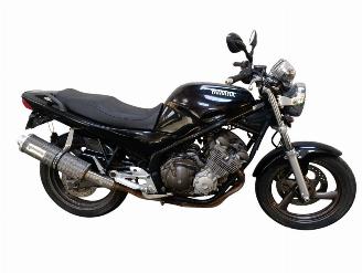 krockskadad bil motor Yamaha XJ 6 Division  1995/11
