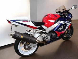 Honda CBR 900 RR picture 19
