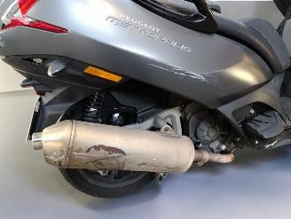 Peugeot  METROPOLIS picture 11
