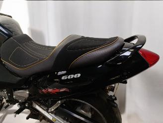 Suzuki GSX 600 F picture 18