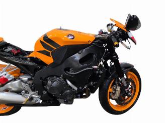 Honda CBR 1000 REPSOL picture 7