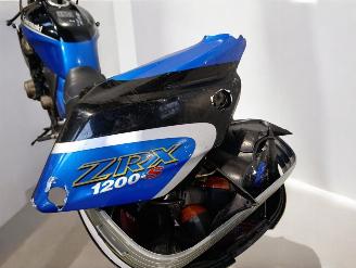 Kawasaki ZRX 1200  picture 16