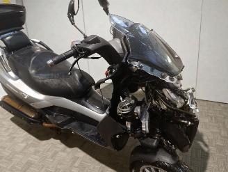 Piaggio  MP3 picture 13