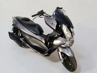 Honda  PCX picture 7