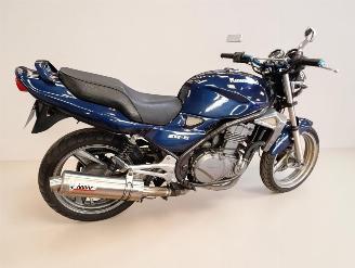 danneggiata motocicli Kawasaki ER - 5  1997/11