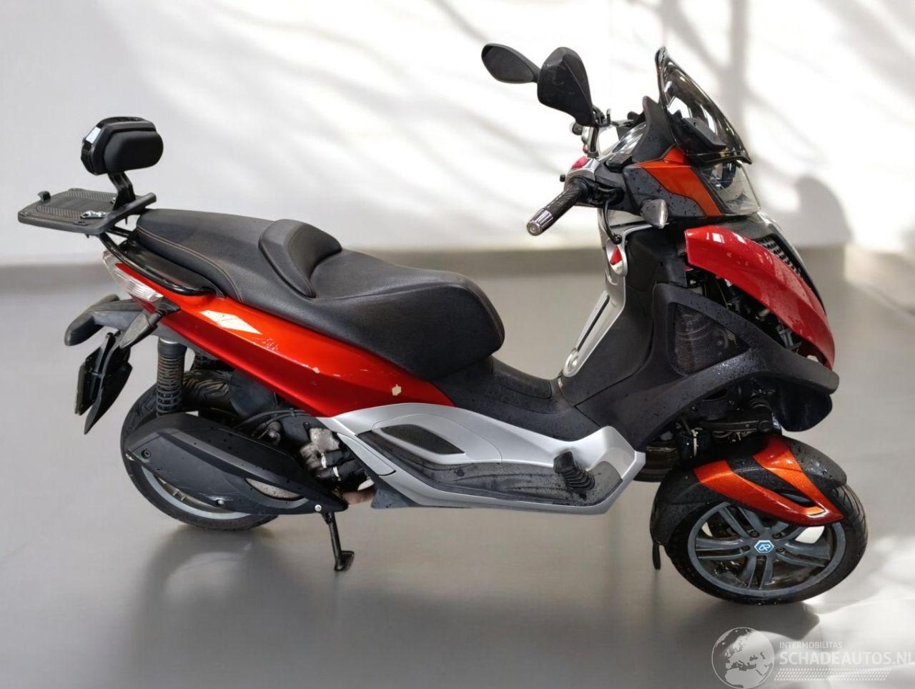 Piaggio  YOURBAN