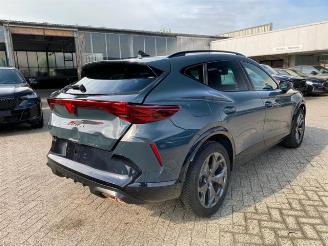 krockskadad bil auto Cupra Formentor 1.5 TSI e-Hybrid 2025/4