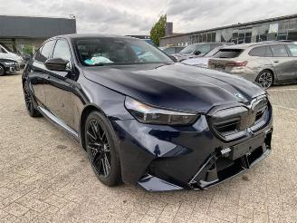 skadebil auto BMW M5 *HEAD-UP - KERAMIK - CARBON-PAKET -B&W* 2025/1