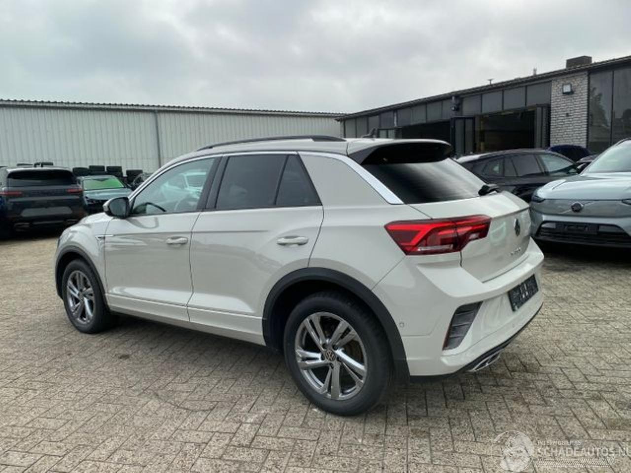 Volkswagen T-Roc 1.5 TSI DSG R-Line * LED - NAV *