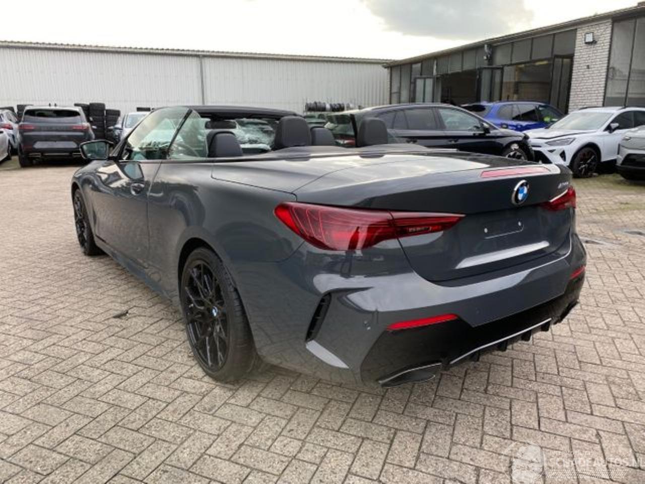 BMW M4 40i xDrive Cabrio *HEAD-UP - 360 KAM - NAVI*