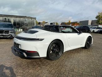 Porsche 911 Carrera 4 GTS T-Hybrid Cabrio *BURMESTER* picture 8