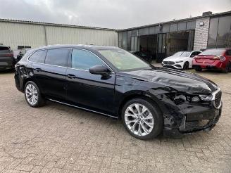 Skoda Superb Combi 1.5 TSI iV L&K *HEAD-UP - PANO-AHK* picture 10