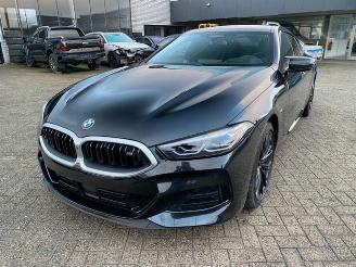 skadebil auto BMW M8 50i xDrive Gran Coupe *HEAD-UP - PANO -360KAM* 2025/6