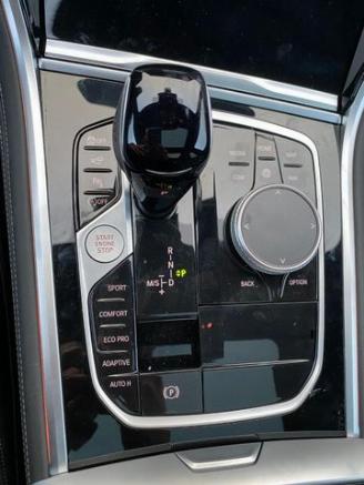 BMW M8 50i xDrive Gran Coupe *HEAD-UP - PANO -360KAM* picture 28