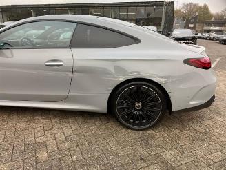 Mercedes Cl-klasse E 450 4Matic AMG Line Premium Plus / PANO/ HUD picture 12