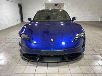 skadebil auto Porsche Taycan Turbo S KERAMIK/CHRONO/PANO/HUD/360/BOSE 2023/1