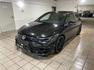 uszkodzony samochody osobowe Volkswagen Golf R 4Motion PANO/KAM/H&K 2025/12