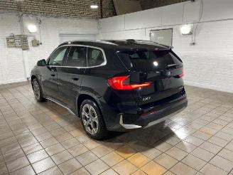 damaged passenger cars BMW iX1 xDrive30 X Line PANO/HUD/AHK/360/H&K/NAVI 2025/4