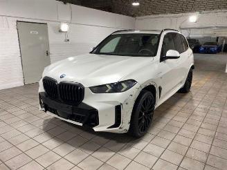 Vaurioauto  passenger cars BMW X5 xDrive50e M Sport Pro PANO/HUD/AHK/H&K/360 2025/9