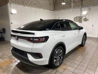 krockskadad bil auto Volkswagen ID.5 Pro 210kW Goal KAM 2025/5