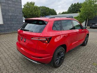 Coche accidentado Skoda Karoq 1.5 TSI DSG Sportline PANO/AHK/KAM/NAVI 2025/11