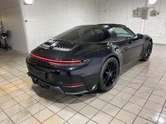 damaged passenger cars Porsche 911 Targa 4 GTS T-Hybrid PCCB/LIFT/NACHTSICHT 2024/11